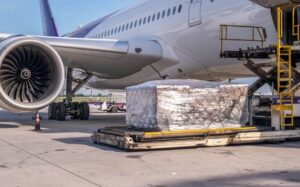 Вантажні чартерні рейси